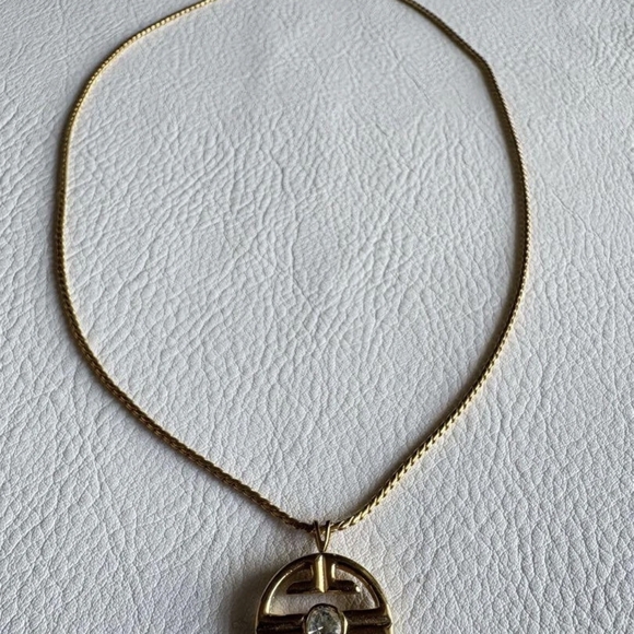 Givenchy Rare Gold Tone With Diamond Necklace An  Intricate Pendant - Picture 3 of 6